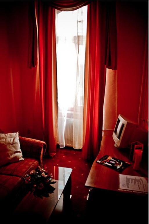 Hotel อาราด ภายนอก รูปภาพ